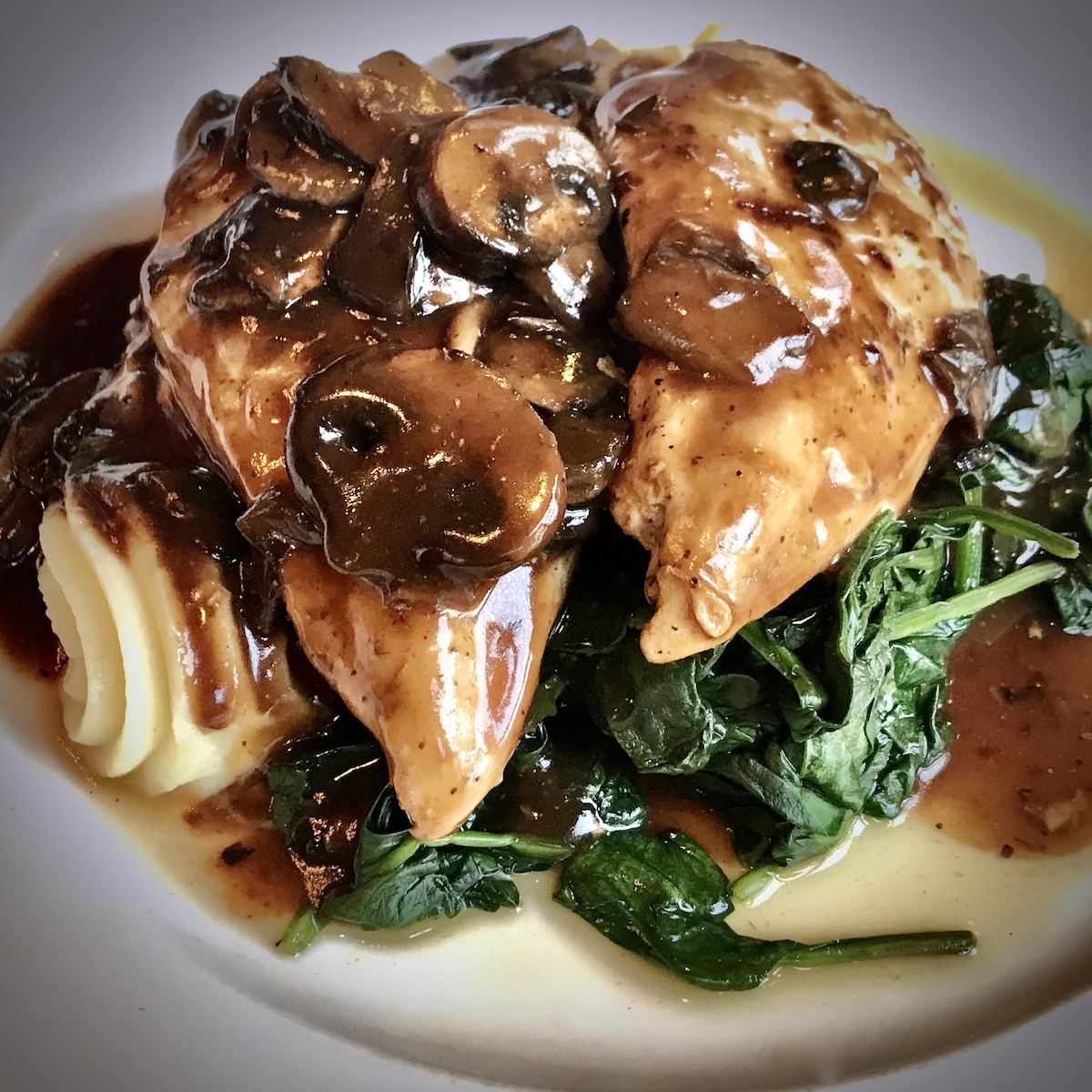 Chicken with Demi Glace: Elevating Chicken Dishes with a Rich Sauce