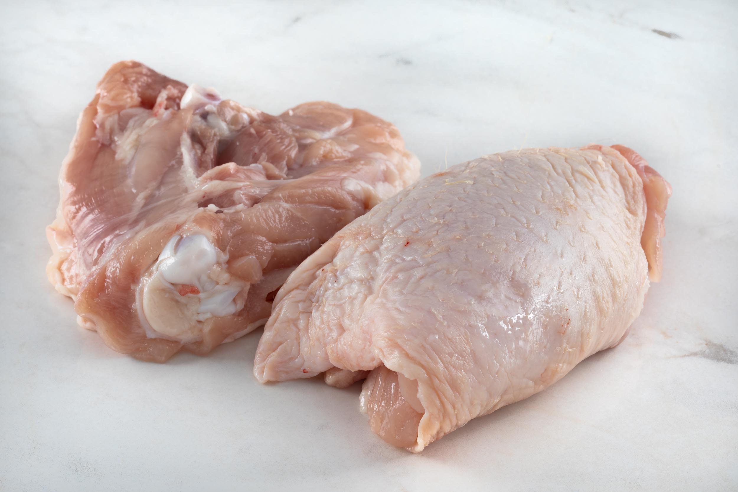 Do Chicken Thighs Have Bones: Understanding Chicken Cuts